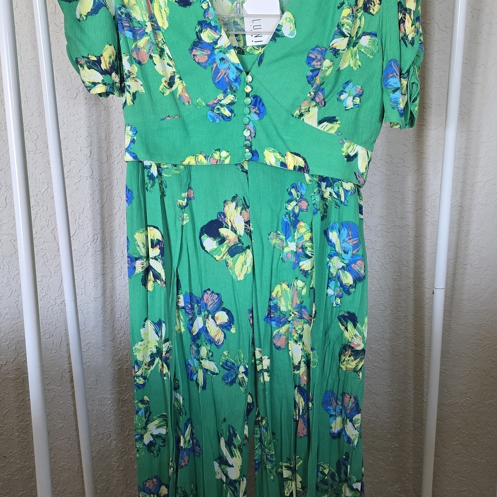 Floral Green Two Piece Set NWT